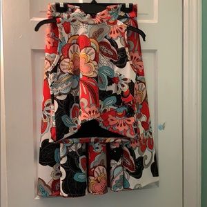 New York and Company Vibrant Flower Floral Set